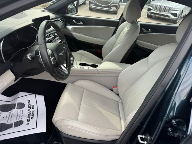 Certified 2022 Genesis G70 2.0T image 18