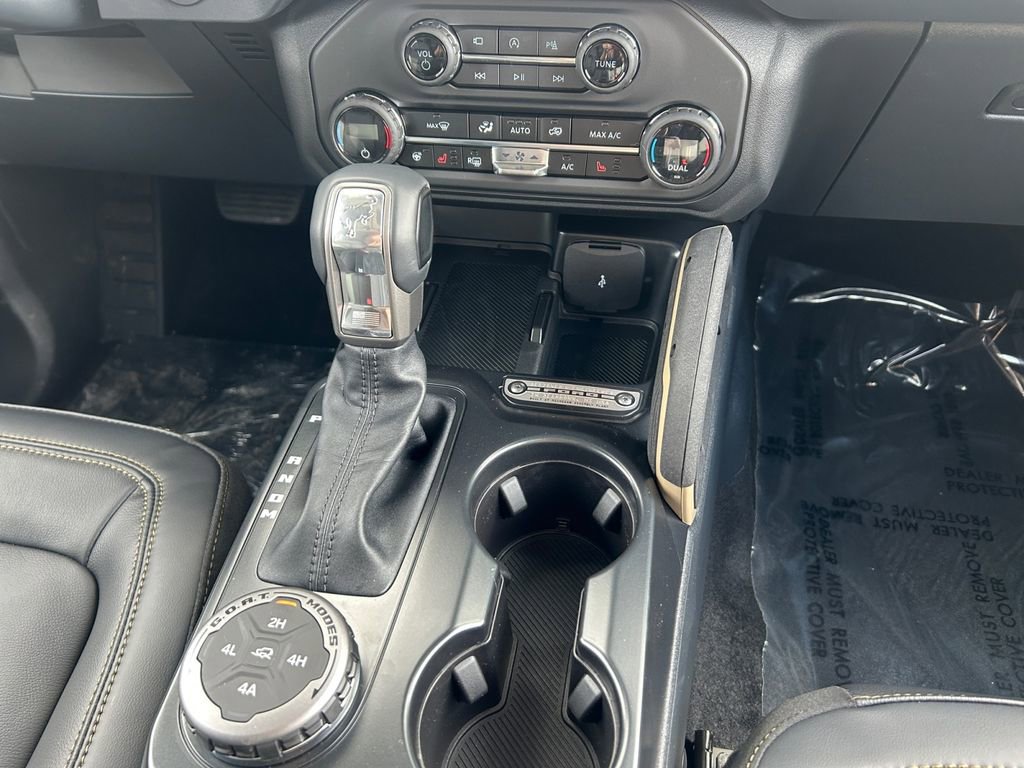 New 2025 Ford Bronco Badlands image 44