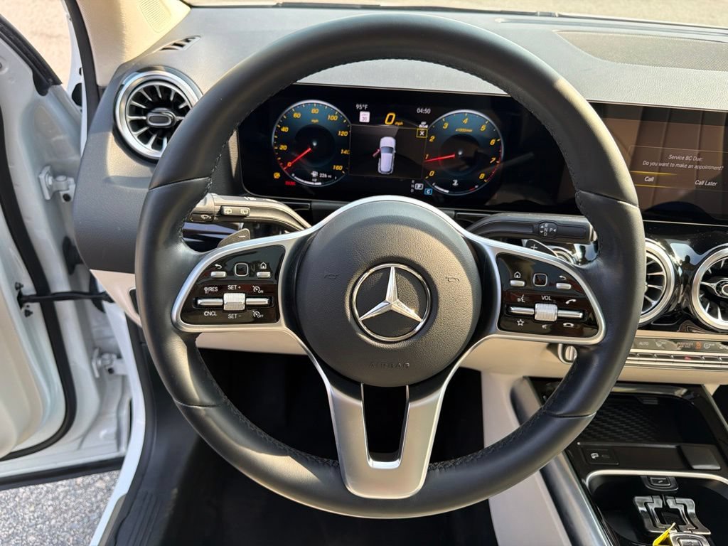 Used 2023 Mercedes-Benz GLA 250 4MATIC image 17