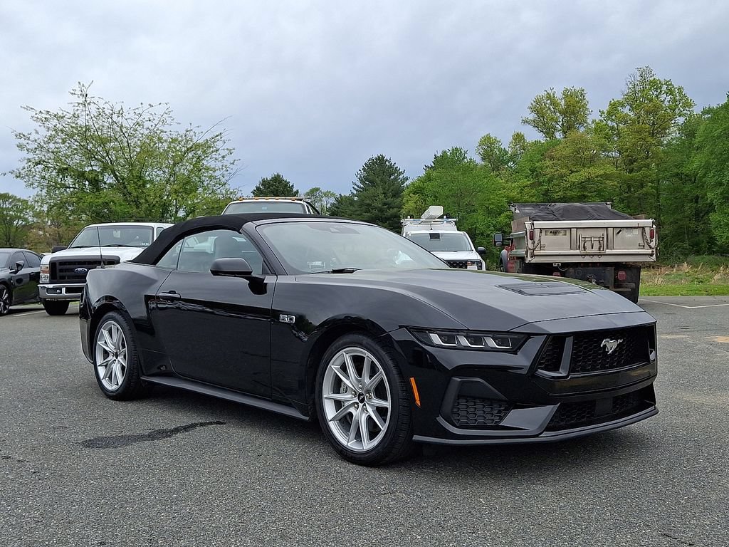 Used 2024 Ford Mustang GT Premium RWD image 1