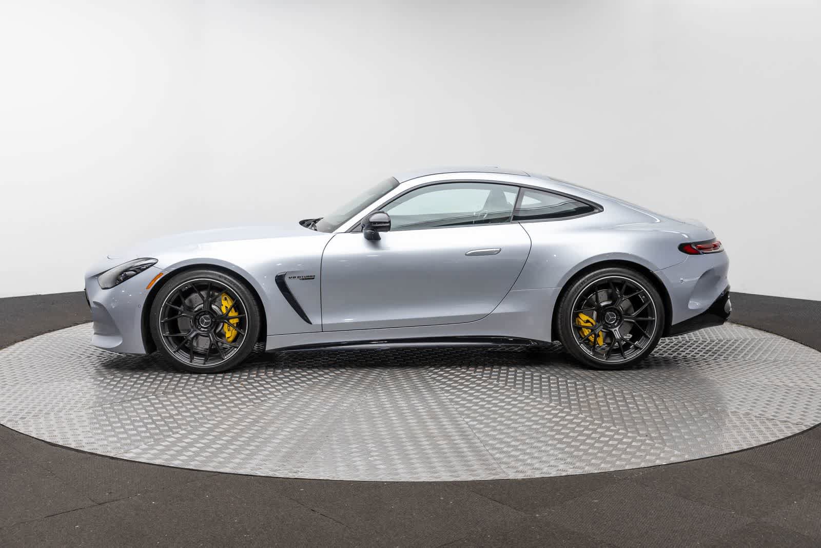 Used 2024 Mercedes-Benz AMG GT 55 image 3