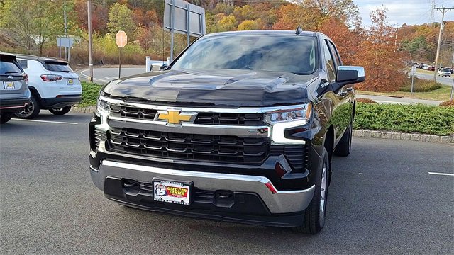 Used 2025 Chevrolet Silverado 1500 LT image 8