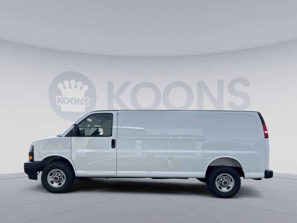 New 2026 GMC Savana 3500 Extended w/ Driver Convenience Package RWD image 2