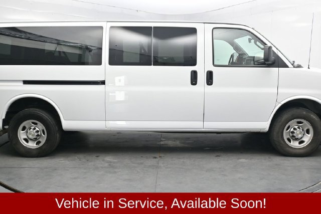 Used 2024 Chevrolet Express 3500 LS RWD image 9