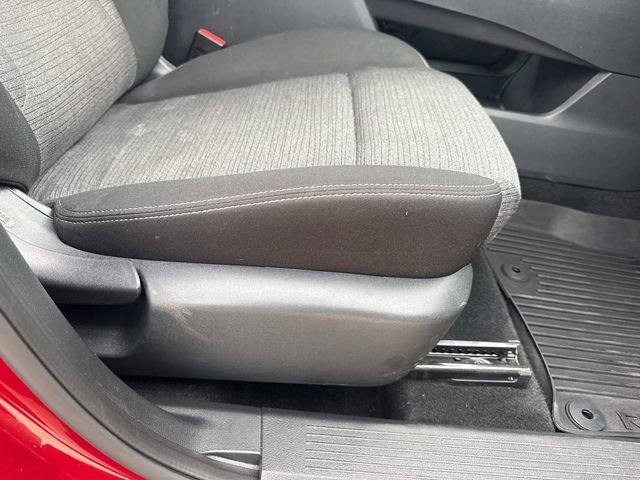 Used 2023 Nissan Rogue SV FWD image 18
