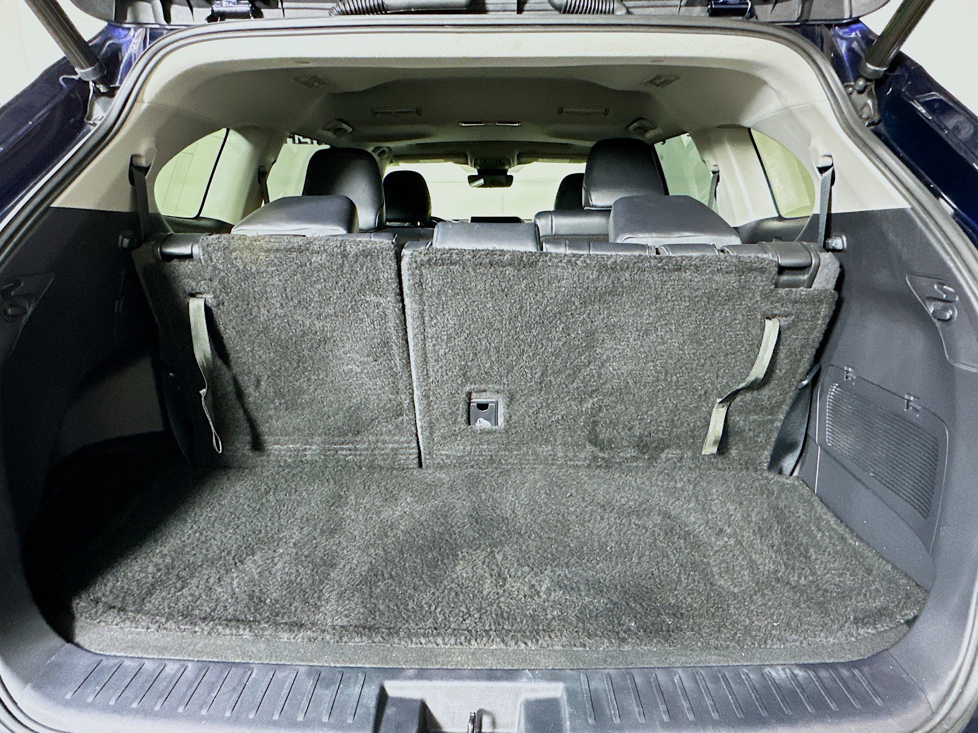 Used 2023 Toyota Highlander XLE image 31