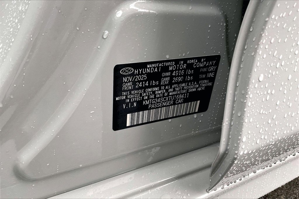 New 2026 Genesis G70 2.5T Prestige image 14