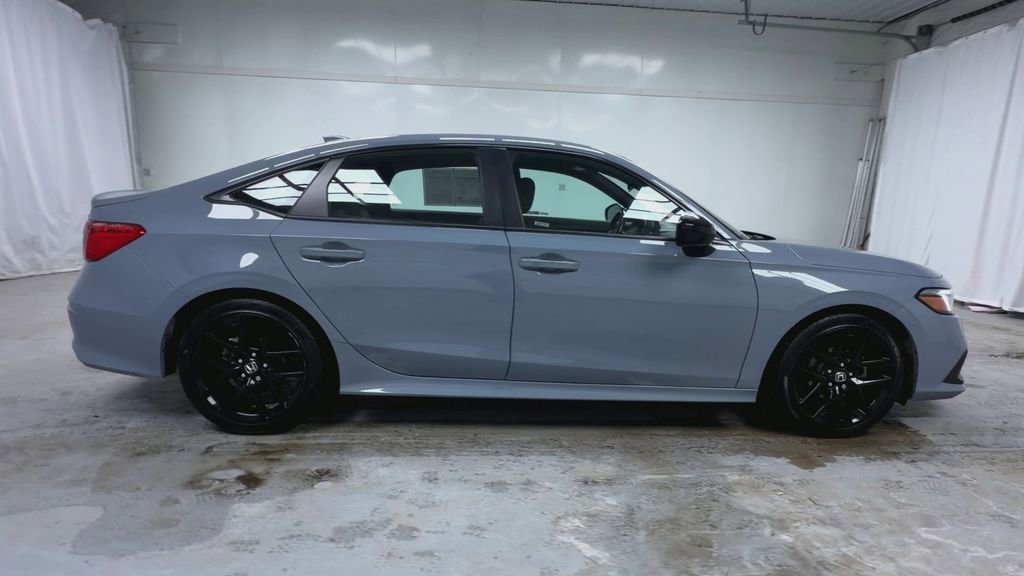 Used 2024 Honda Civic Sport image 9