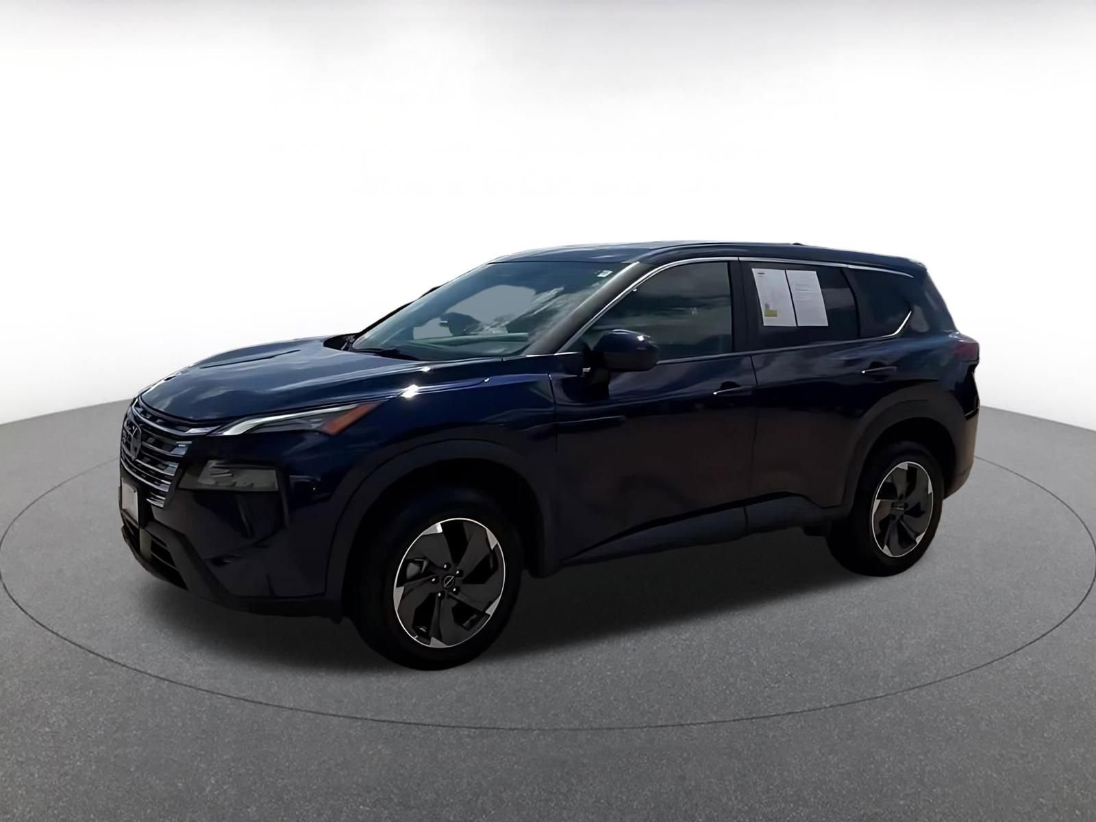 Used 2025 Nissan Rogue SV FWD image 8
