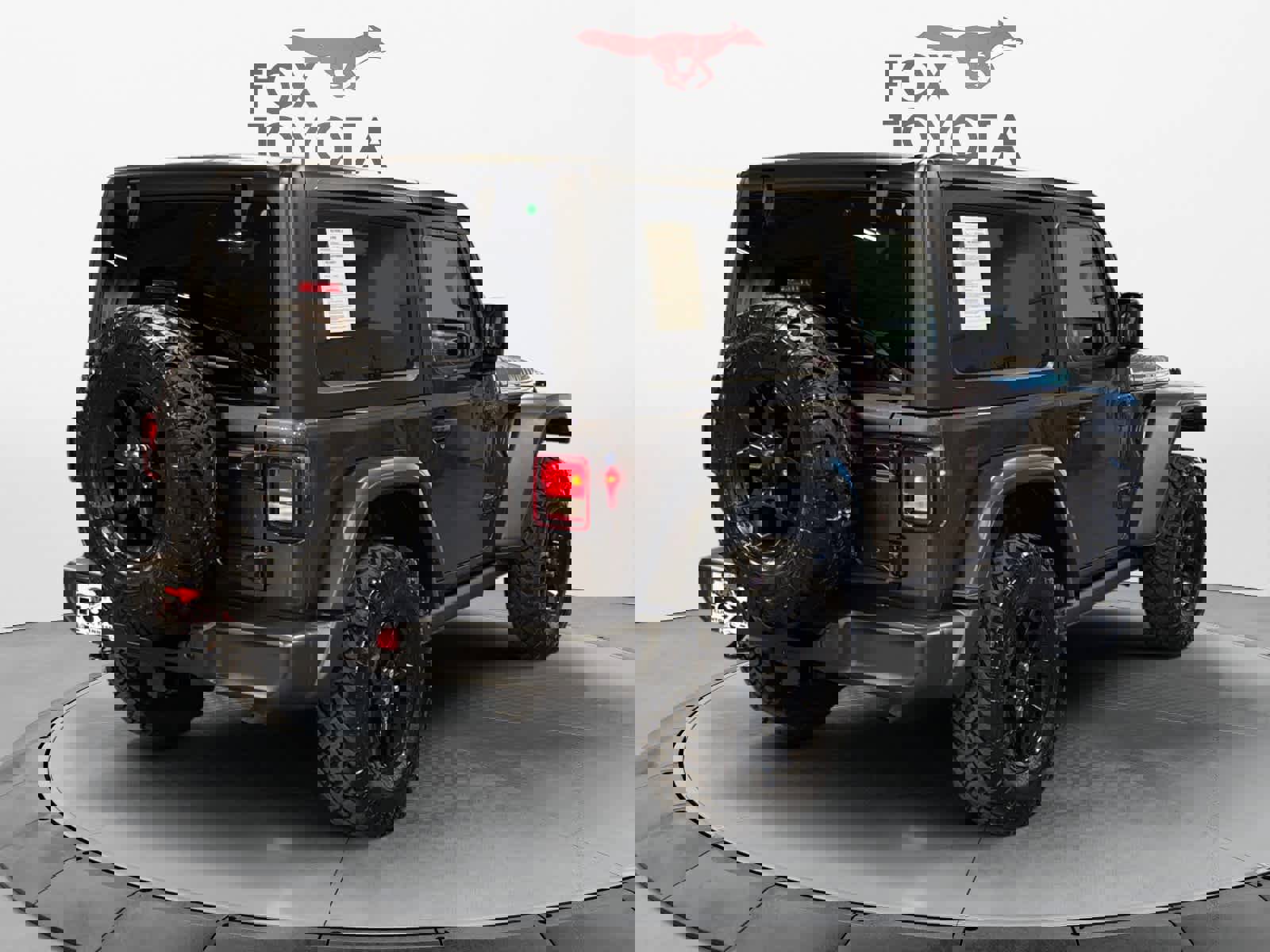Used 2025 Jeep Wrangler Sport image 5