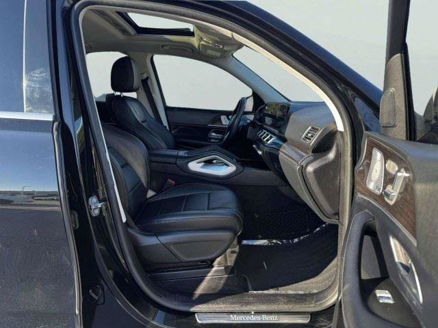 Used 2020 Mercedes-Benz GLE 450 4MATIC w/ Premium Package image 46
