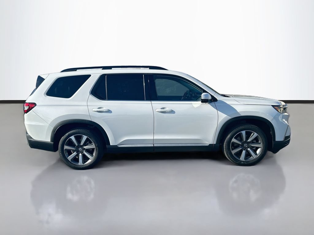 Certified 2024 Honda Pilot Elite image 4