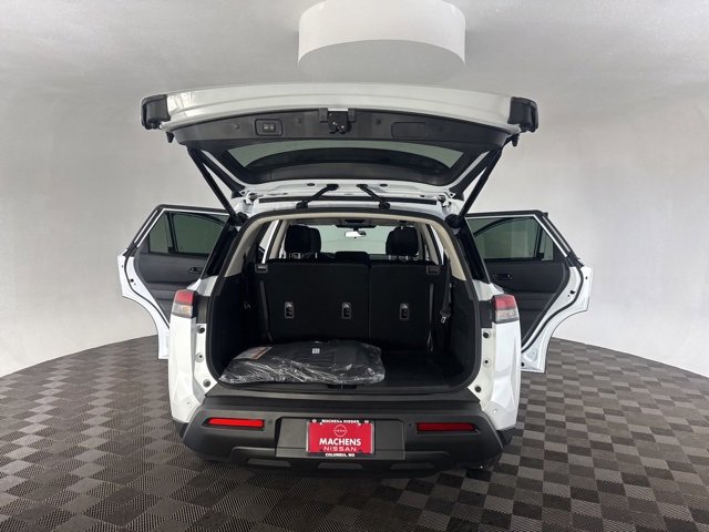 New 2025 Nissan Pathfinder SV w/ Black Appearance Package image 36