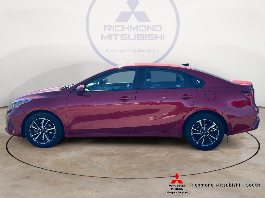 Used 2024 Kia Forte LXS image 6