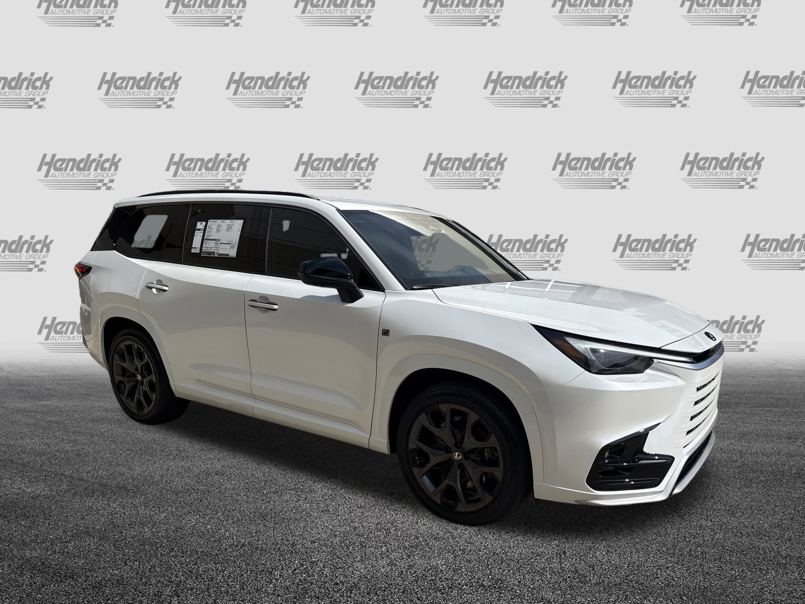 New 2026 Lexus TX 500h AWD image 2