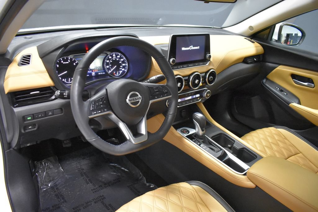 Certified 2023 Nissan Sentra SV w/ SV Premium Package FWD image 4