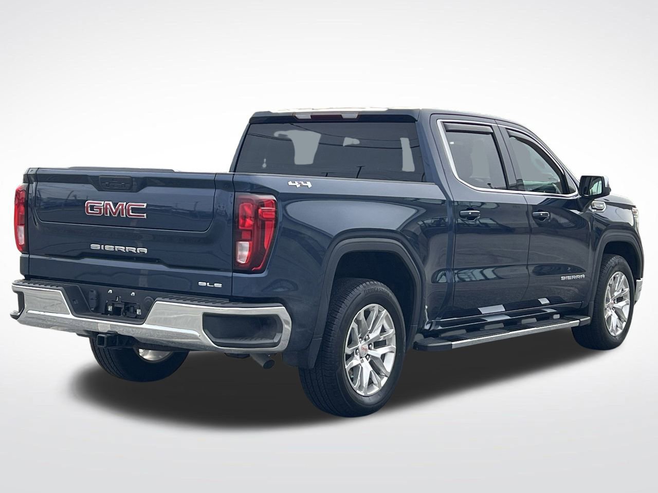 Used 2022 GMC Sierra 1500 SLE image 31