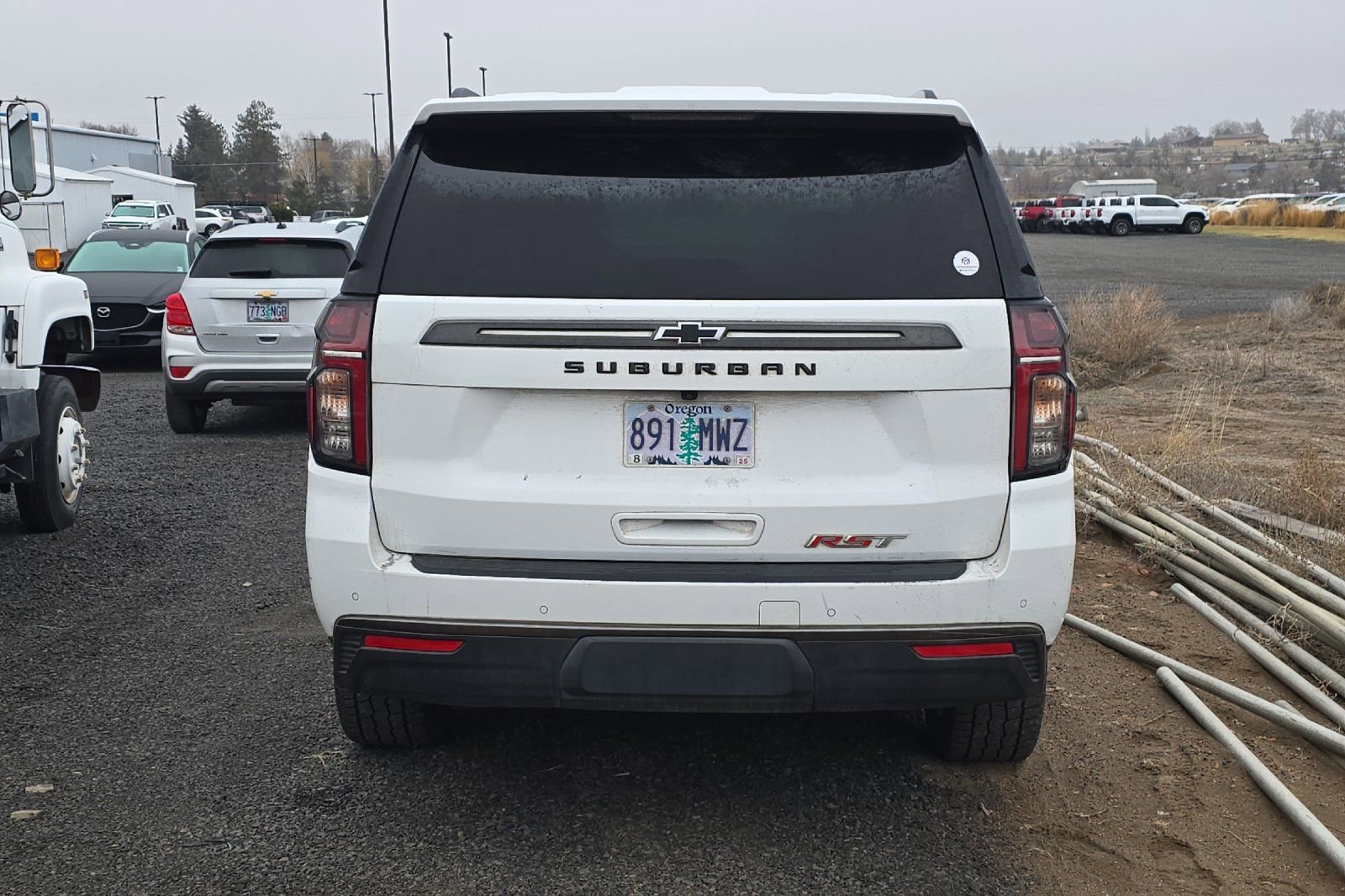 Used 2021 Chevrolet Suburban RST image 3