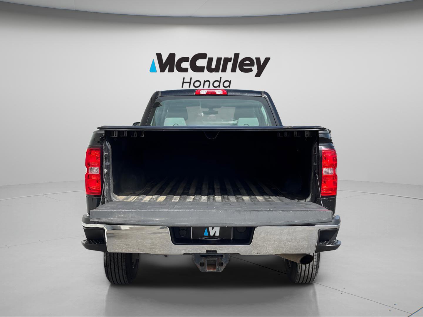 Used 2017 Chevrolet Silverado 2500 W/T AWD/4WD image 6