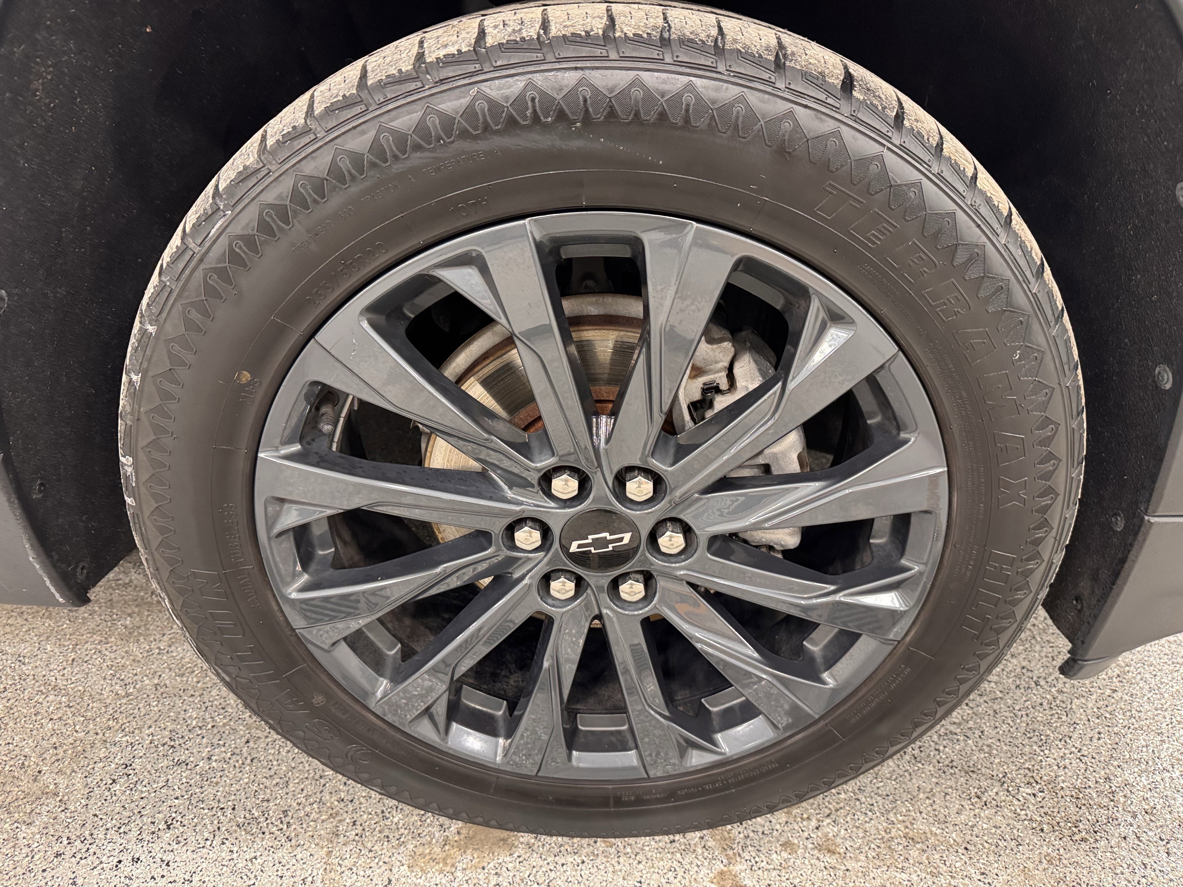 Used 2022 Chevrolet Traverse RS image 30