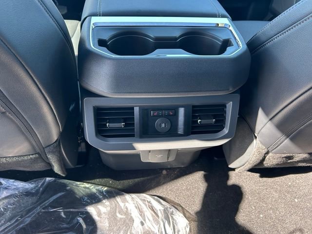 New 2026 Ford F350 Lariat w/ Black Appearance Package image 45