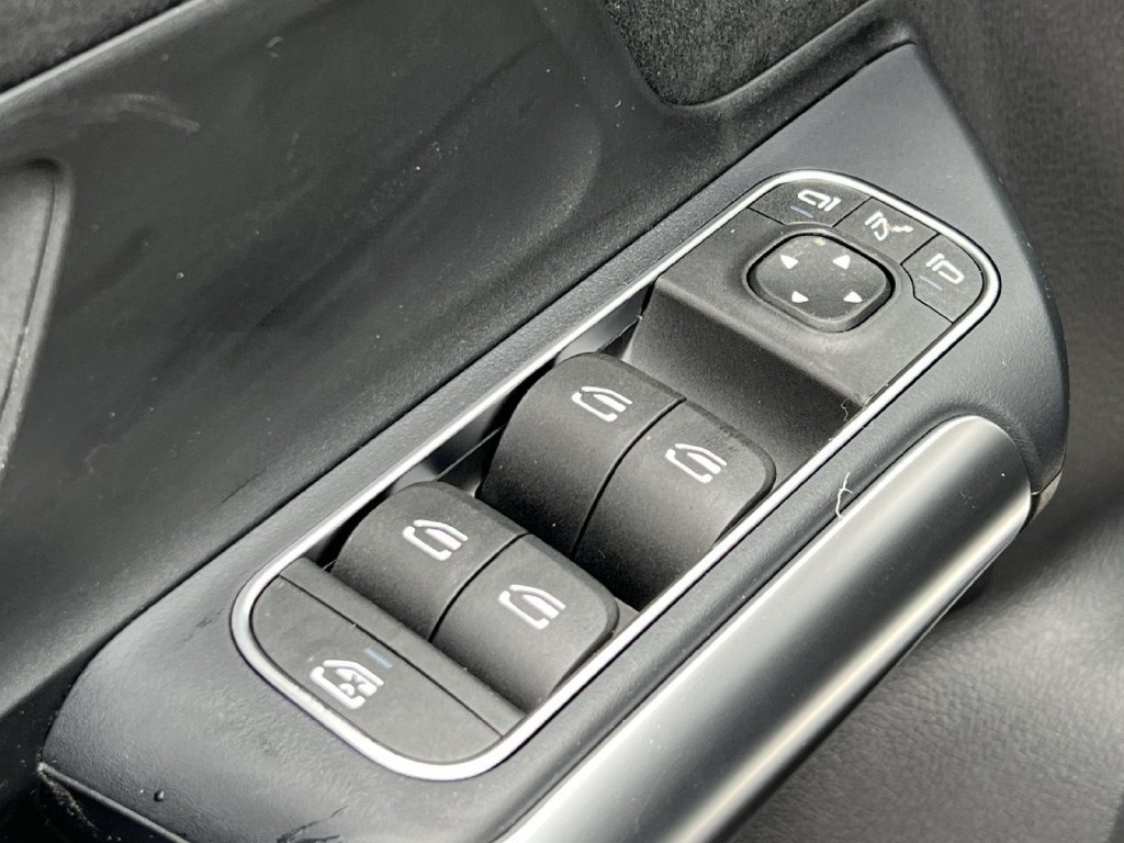 Used 2026 Mercedes-Benz GLA 250 4MATIC image 13