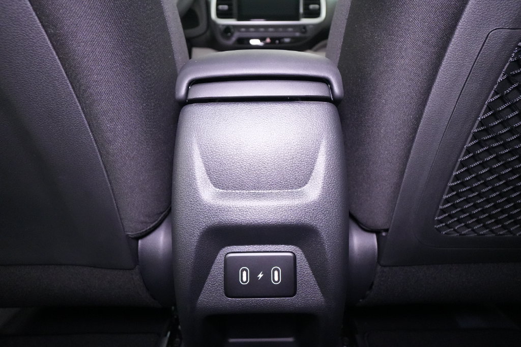 New 2026 Hyundai Venue SEL FWD image 17