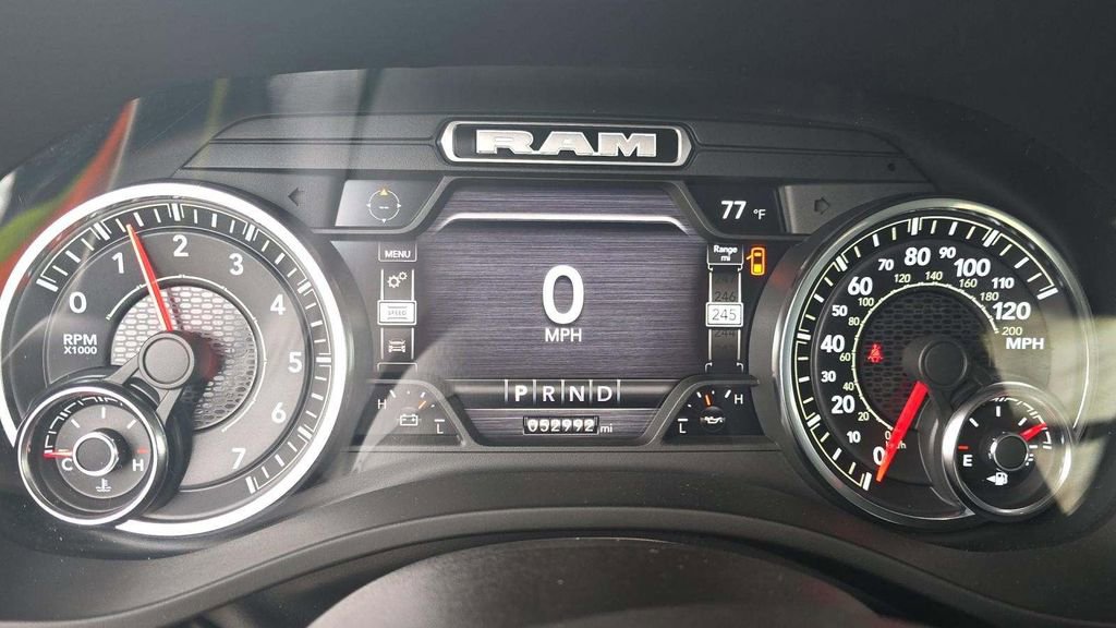 Used 2023 RAM 1500 Laramie AWD/4WD image 19
