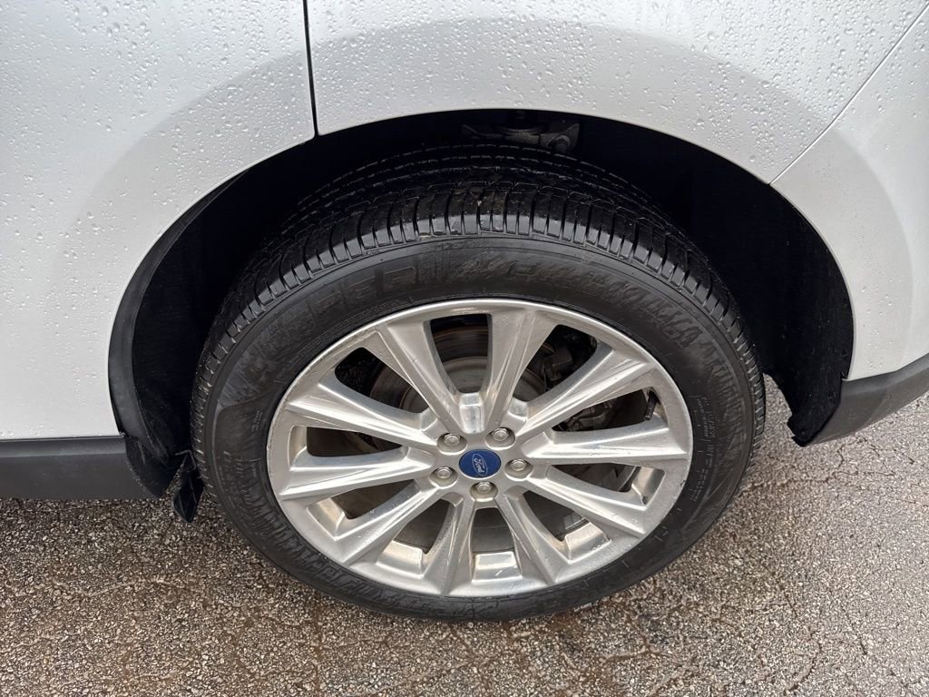 Used 2017 Ford Edge Titanium w/ Equipment Group 301A image 27