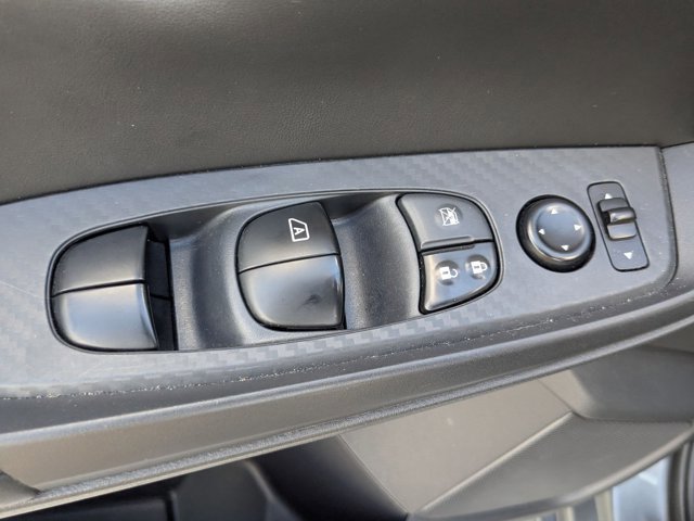 Certified 2022 Nissan Sentra SV w/ All-Weather Package image 9