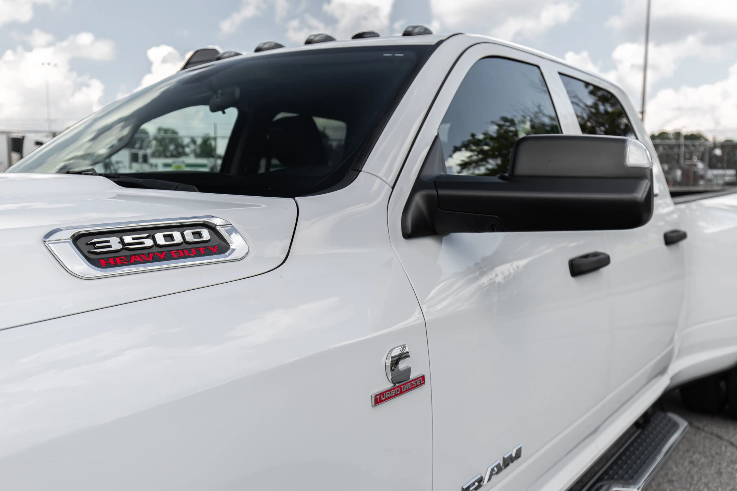 Used 2020 RAM 3500 Tradesman w/ Chrome Appearance Group image 4