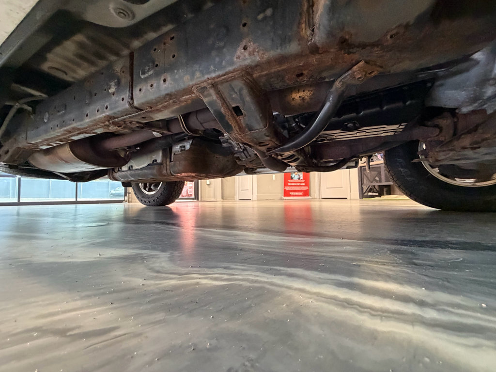 Used 2017 Toyota 4Runner SR5 AWD/4WD image 40
