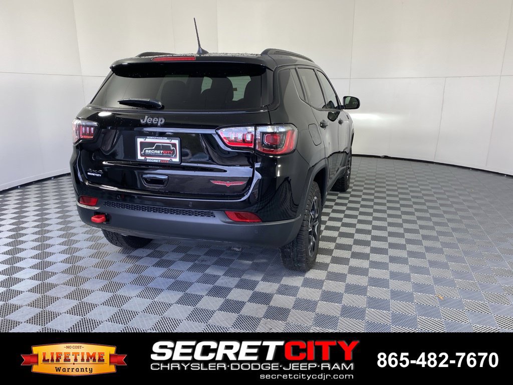 New 2026 Jeep Compass Trailhawk AWD/4WD image 8