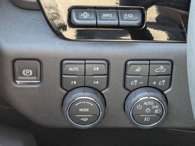 New 2026 Chevrolet Silverado 1500 LTZ w/ LTZ Premium Package image 18