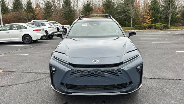 New 2025 Toyota Crown Signia Limited w/ Advanced Technology Package image 8