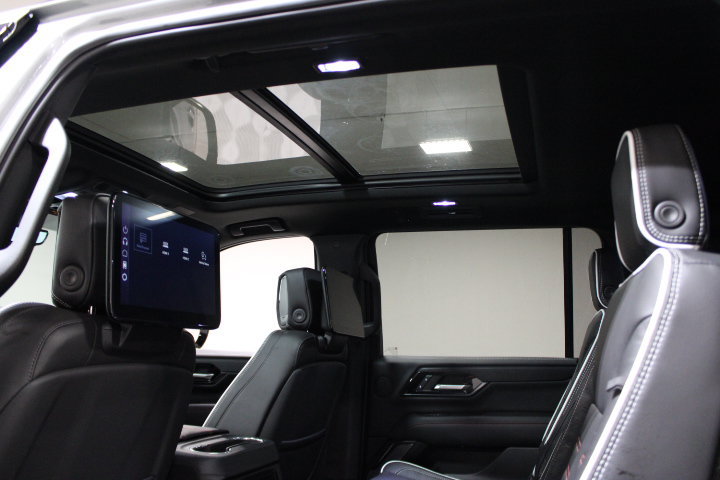 New 2026 GMC Yukon XL AT4 Ultimate AWD/4WD image 4