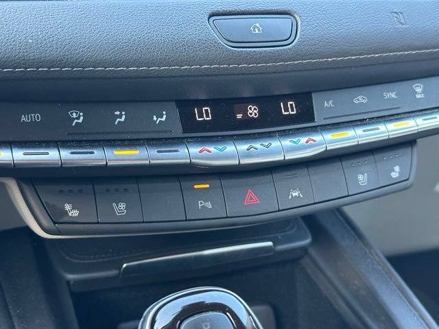 Used 2021 Cadillac XT4 Premium Luxury AWD/4WD image 30