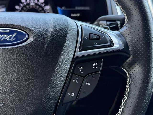 Used 2023 Ford Edge ST image 12