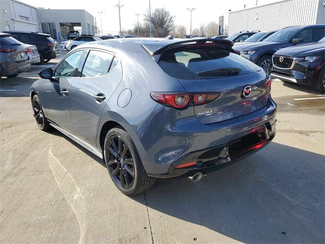 New 2026 MAZDA MAZDA3 Hatchback w/Premium Plus Pkg image 3