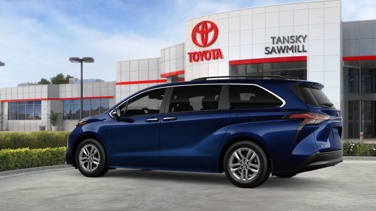New 2026 Toyota Sienna XLE AWD/4WD image 5