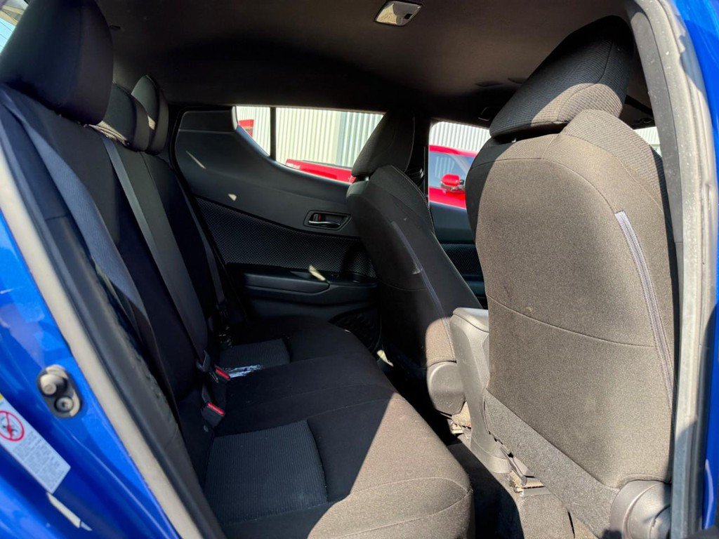 Certified 2019 Toyota C-HR XLE FWD image 12