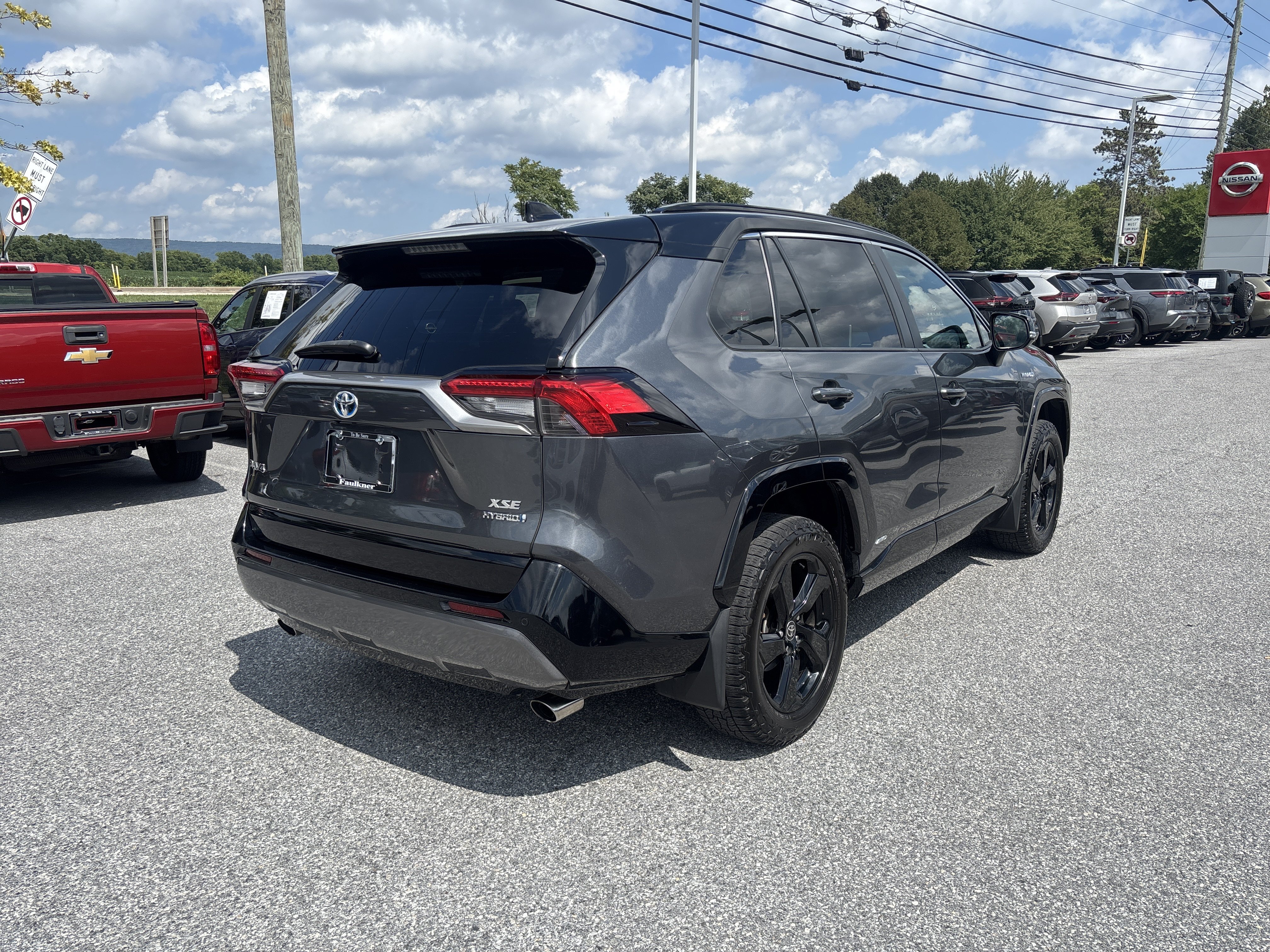 Used 2021 Toyota RAV4 XSE AWD/4WD image 22