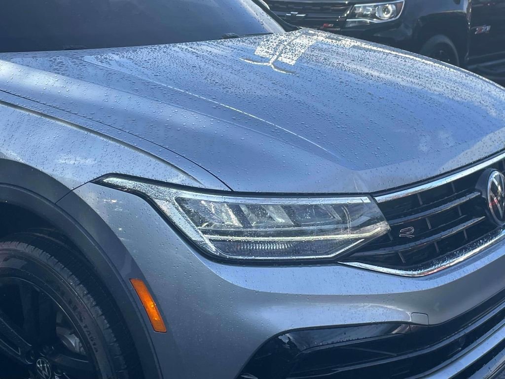 Used 2023 Volkswagen Tiguan SE R-Line image 8