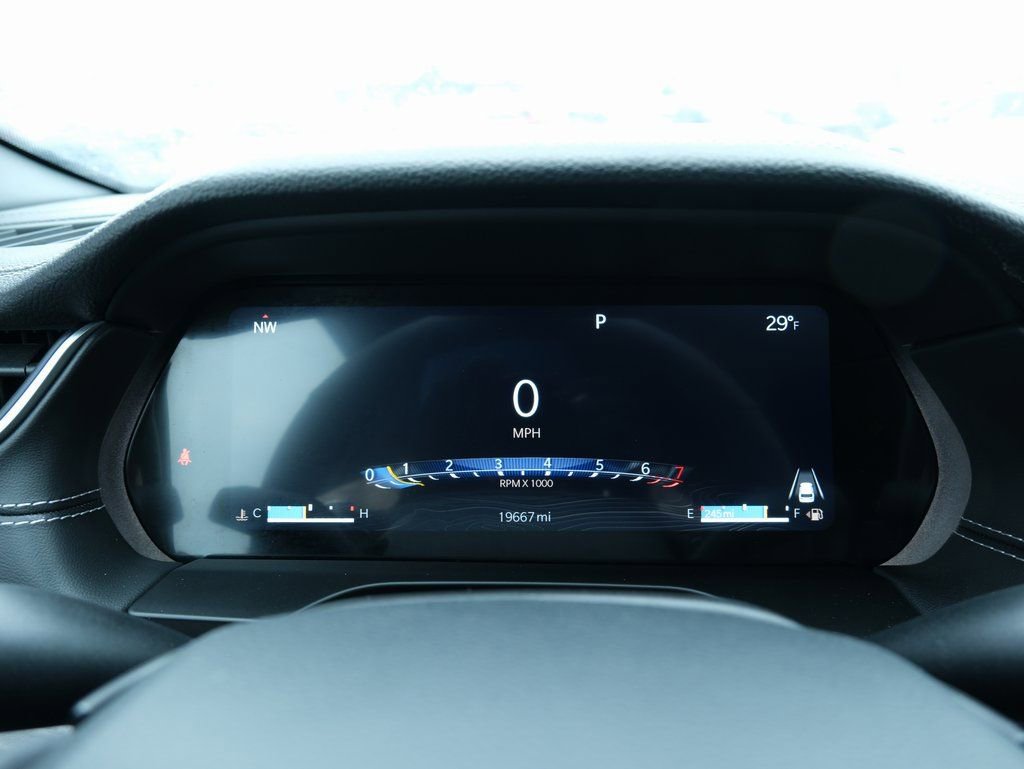 Used 2024 Jeep Grand Cherokee Limited image 6