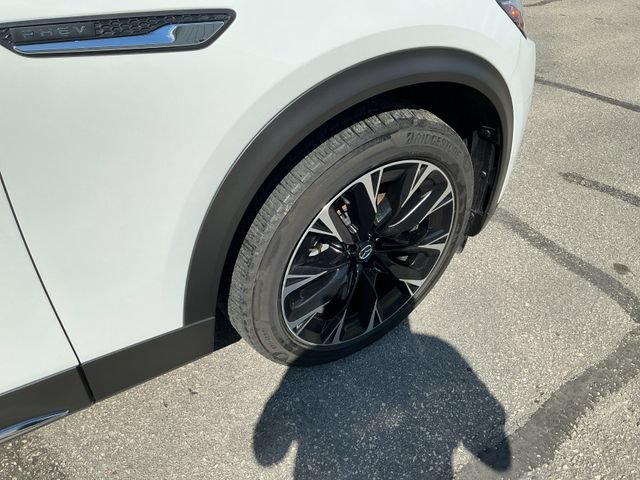 Used 2024 MAZDA CX-90 Plug-In Hybrid w/ Premium Pkg AWD/4WD image 17