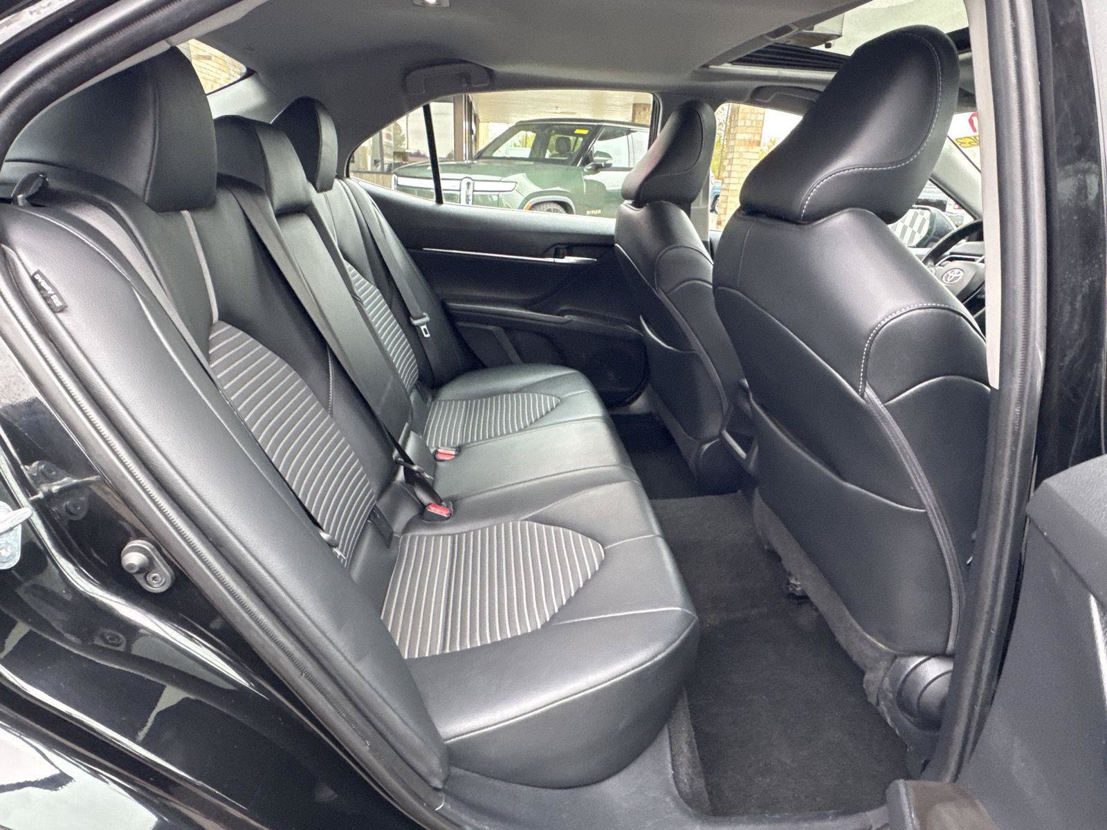Used 2023 Toyota Camry SE w/ Cold Weather Package AWD/4WD image 29