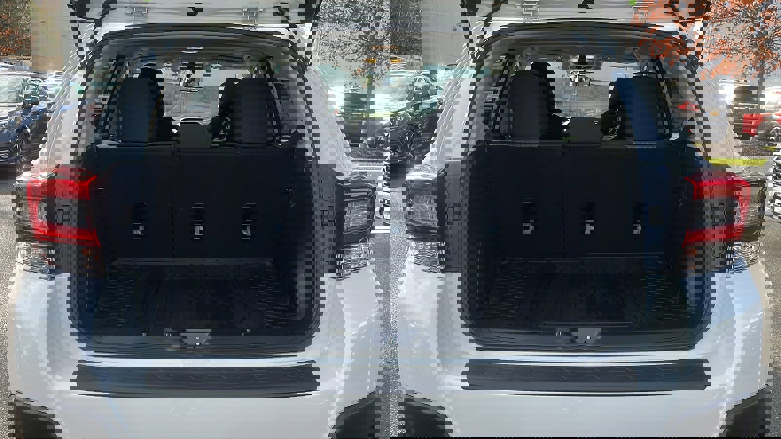 Used 2022 Subaru Crosstrek 2.0i Premium w/ Moonroof Package image 26