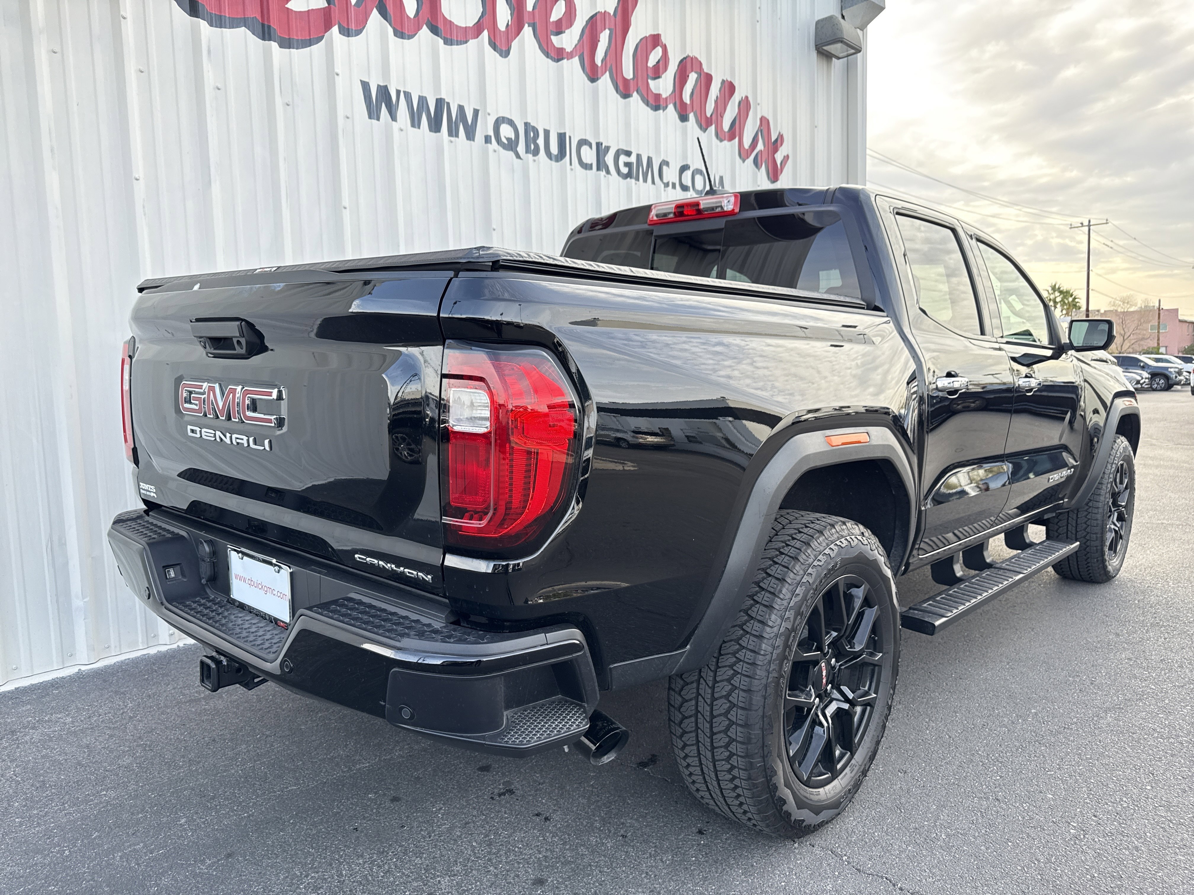 Used 2024 GMC Canyon Denali w/ LPO, Denali Black Edition image 34