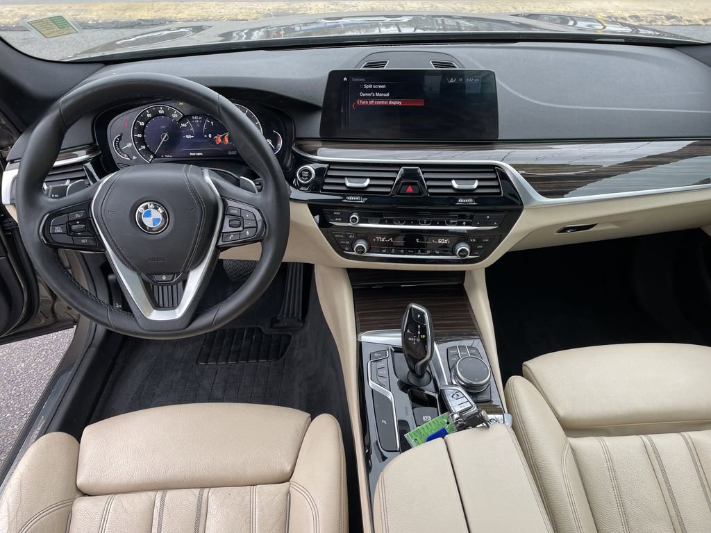 Used 2017 BMW 530i xDrive image 15