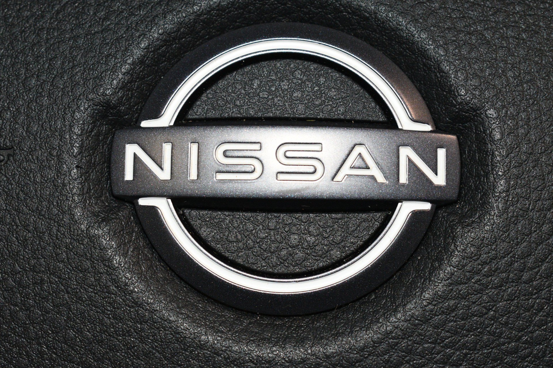 Used 2023 Nissan Titan Platinum Reserve w/ Moonroof Package AWD/4WD image 29